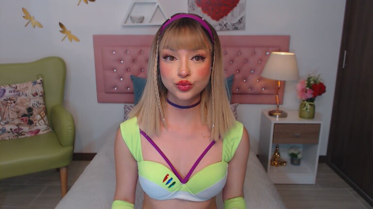 MaryMilan's Streamate show and profile