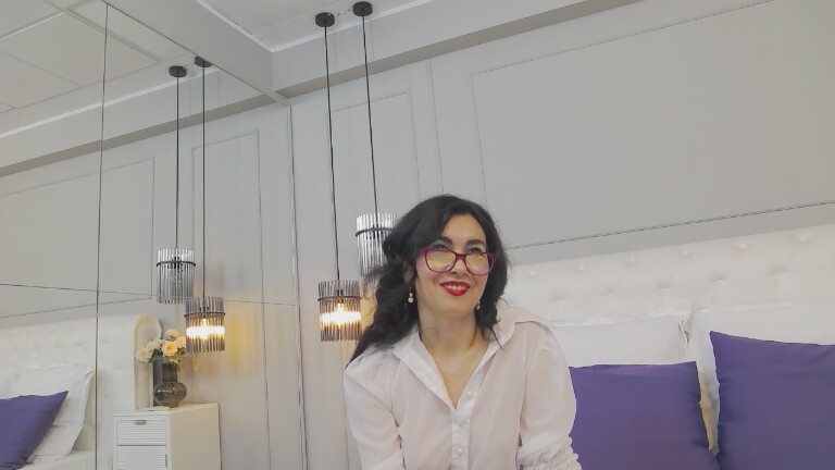 NathallieScire's Streamate show and profile