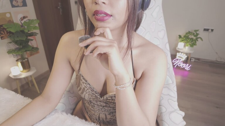 NaughtyNoori's Streamate show and profile