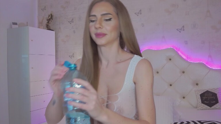 HotGoddessX's Streamate show and profile