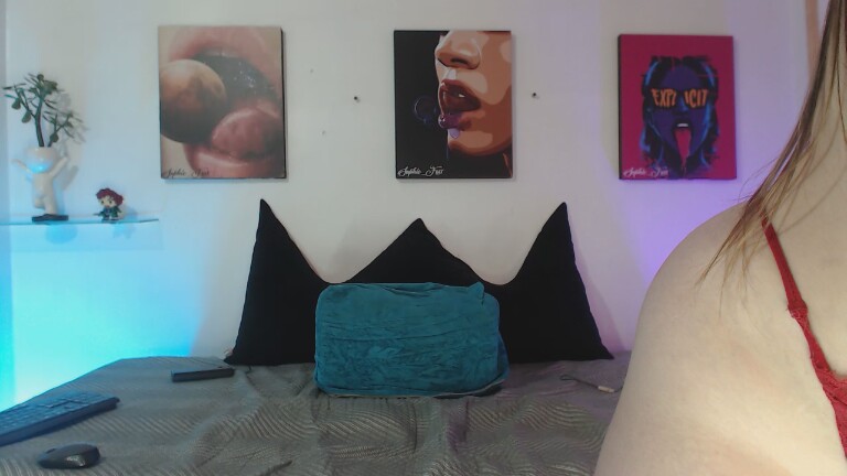 SophieFoxx18's Streamate show and profile