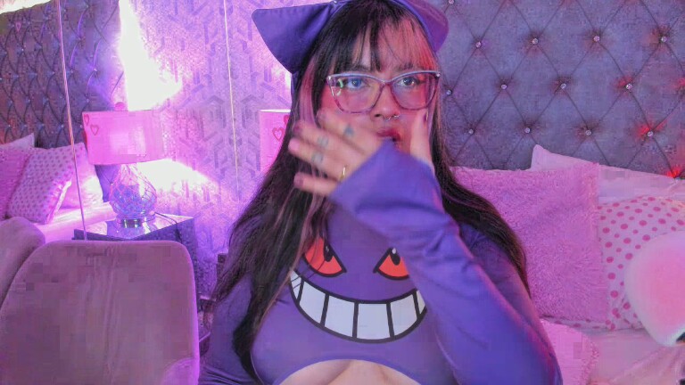 MaddieWaves's Streamate show and profile