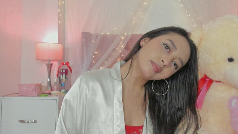 AlexandraWinterr's Streamate show and profile