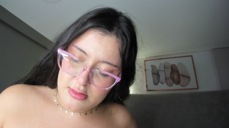 Violeta_Maddox's Streamate show and profile