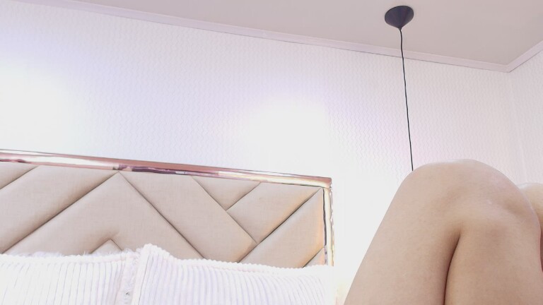 Antonella_Damata's Streamate show and profile