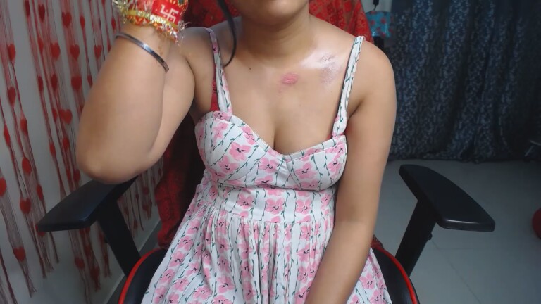 Juicy_candy68's Streamate show and profile