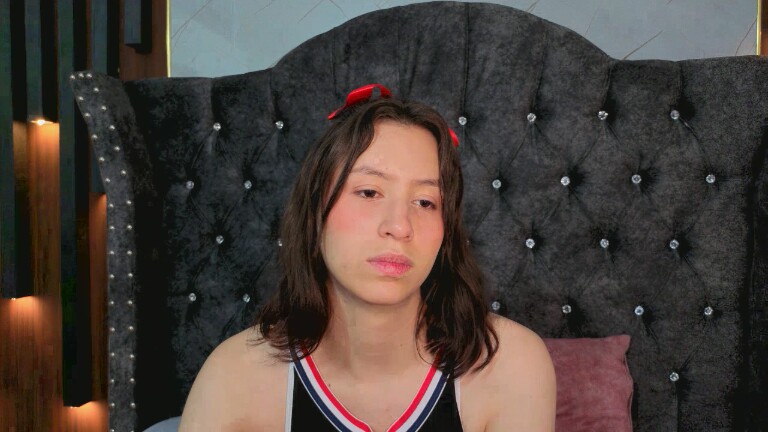 SelenaBraga's Streamate show and profile