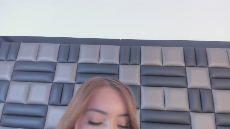 MichelleNovoa's Streamate show and profile