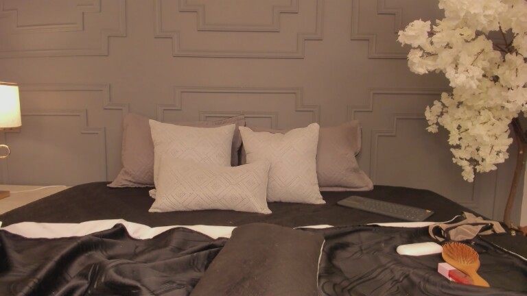 ZarahBakerr's Streamate show and profile