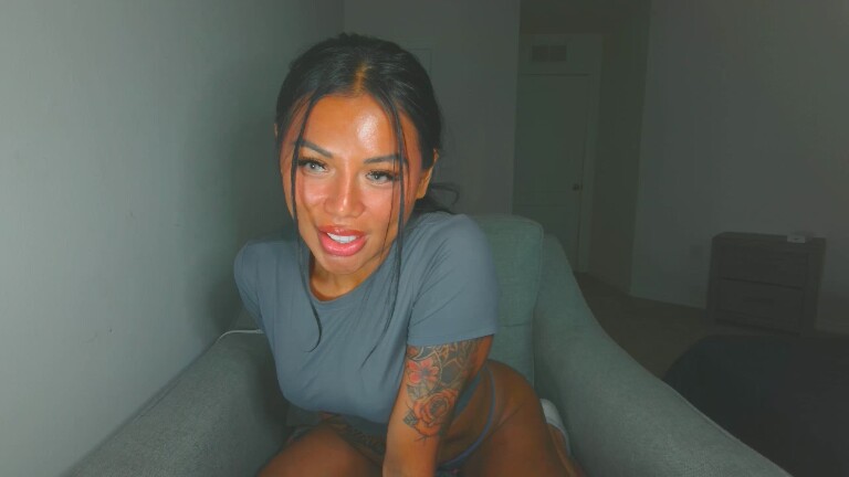 ExoticArya's Streamate show and profile