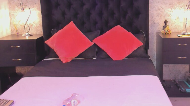 Dahiana_Ross's Streamate show and profile