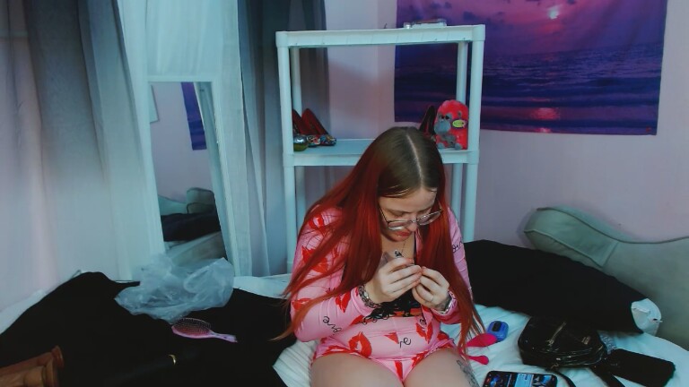 FoxyLilly's Streamate show and profile