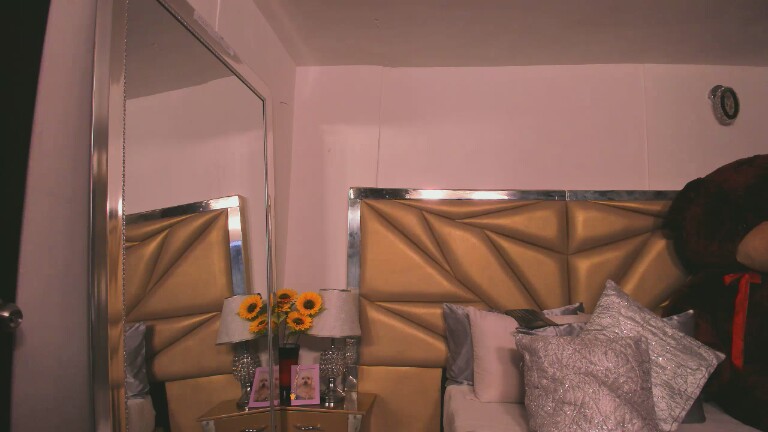 KarenDuval's Streamate show and profile