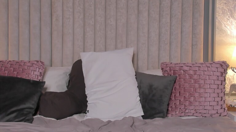 VenusMillan's Streamate show and profile