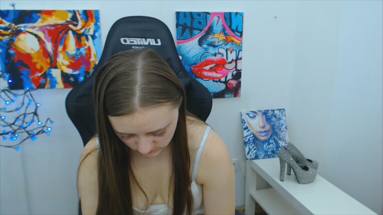 ArinaBelly's Streamate show and profile