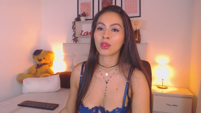 EmilyPricee's Streamate show and profile