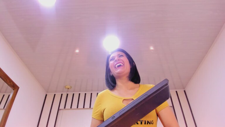 IvanaRusso's Streamate show and profile