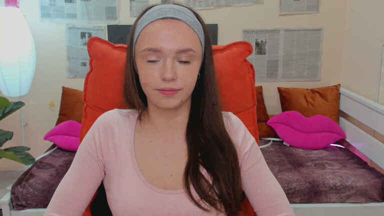 cuttiRenne's Streamate show and profile