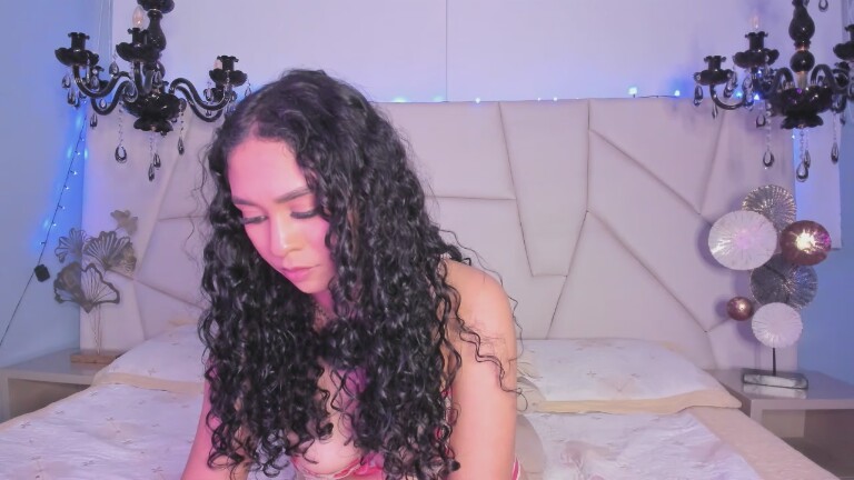 ScarlettFlever's Streamate show and profile