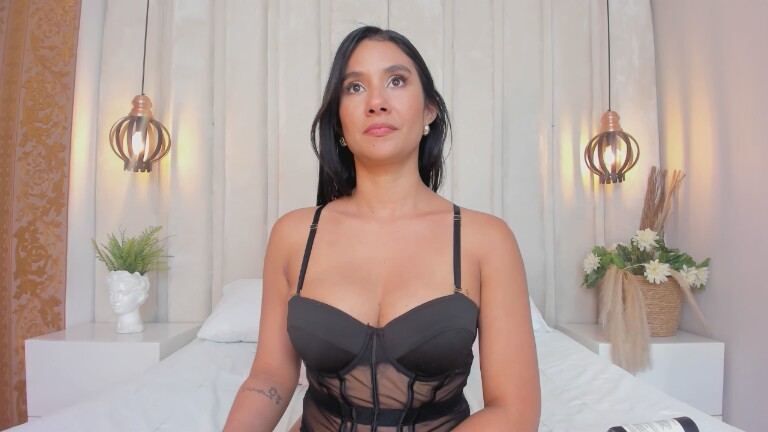 JulietaFontana's Streamate show and profile