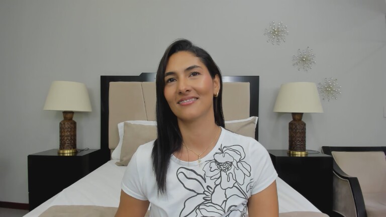 MadyBrohm's Streamate show and profile