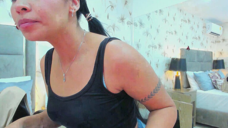 KoralBlumm's Streamate show and profile