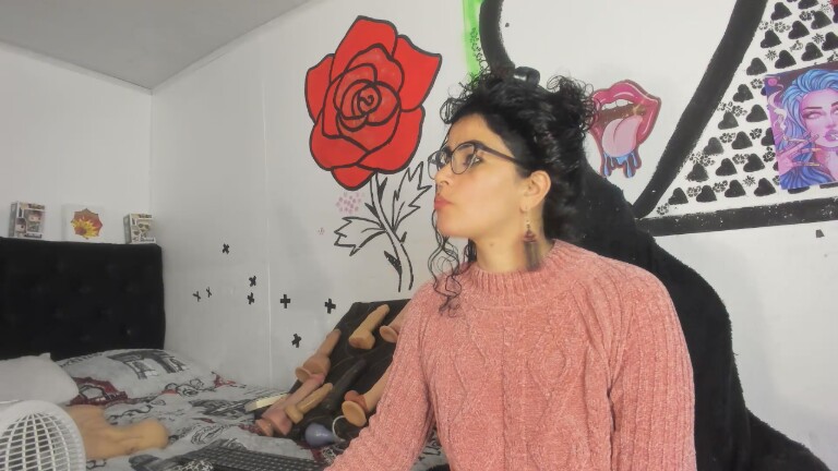 CinthiaCM's Streamate show and profile